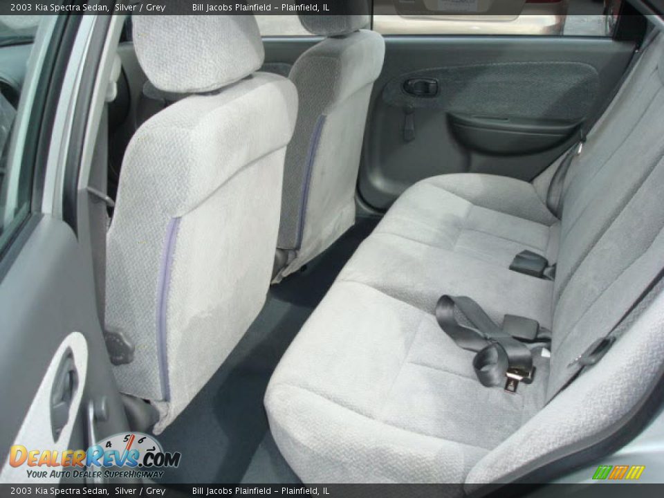 2003 Kia Spectra Sedan Silver / Grey Photo #9