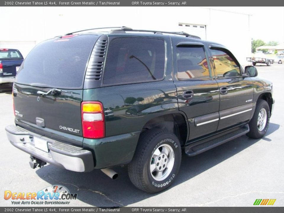 2002 Chevrolet Tahoe LS 4x4 Forest Green Metallic / Tan/Neutral Photo #4