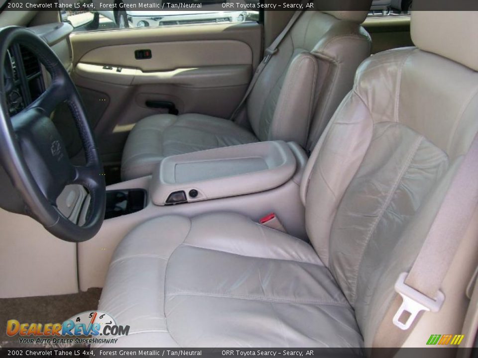 2002 Chevrolet Tahoe LS 4x4 Forest Green Metallic / Tan/Neutral Photo #6