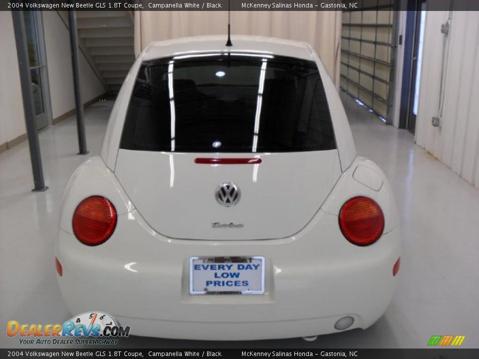 2004 Volkswagen New Beetle GLS 1.8T Coupe Campanella White / Black Photo #3