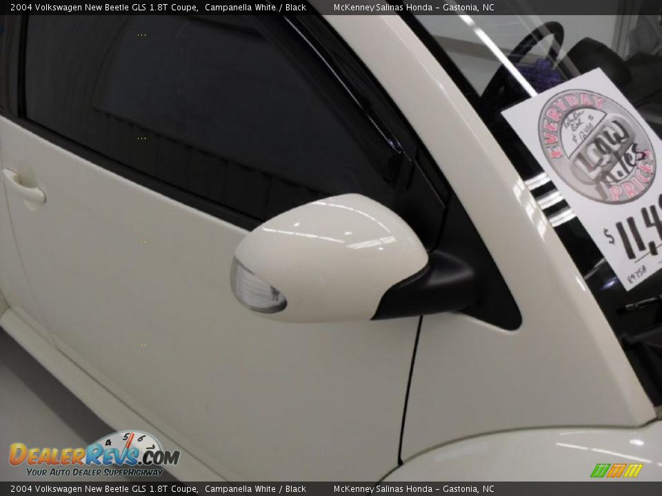 2004 Volkswagen New Beetle GLS 1.8T Coupe Campanella White / Black Photo #27
