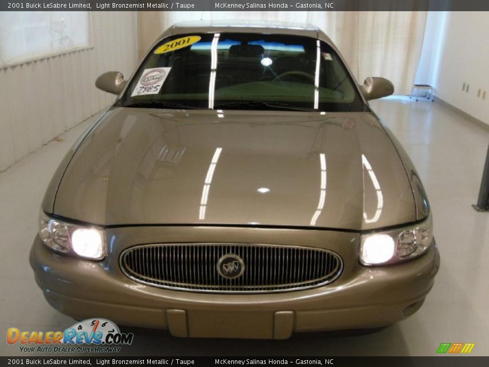 2001 Buick LeSabre Limited Light Bronzemist Metallic / Taupe Photo #6