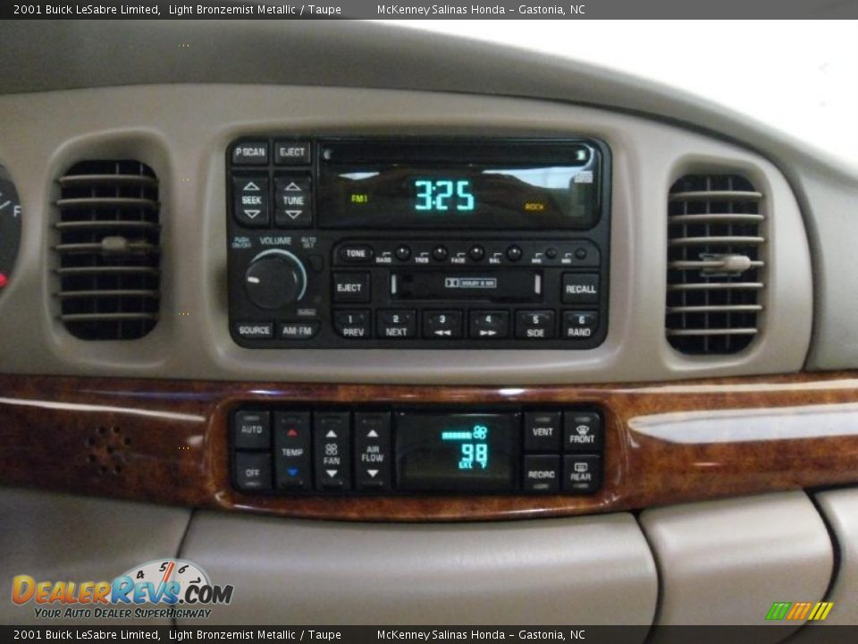 2001 Buick LeSabre Limited Light Bronzemist Metallic / Taupe Photo #13
