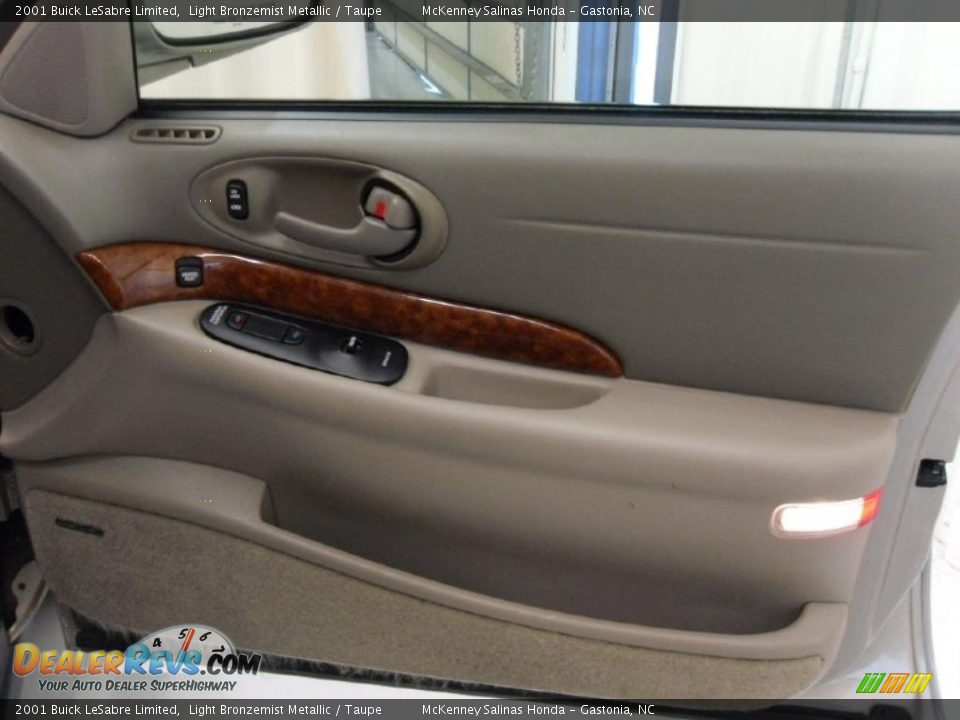 2001 Buick LeSabre Limited Light Bronzemist Metallic / Taupe Photo #22