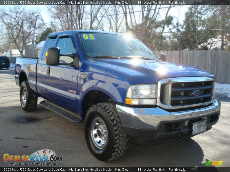 2003 Ford F250 Super Duty Lariat SuperCab 4x4 Sonic Blue Metallic / Medium Flint Grey Photo #4