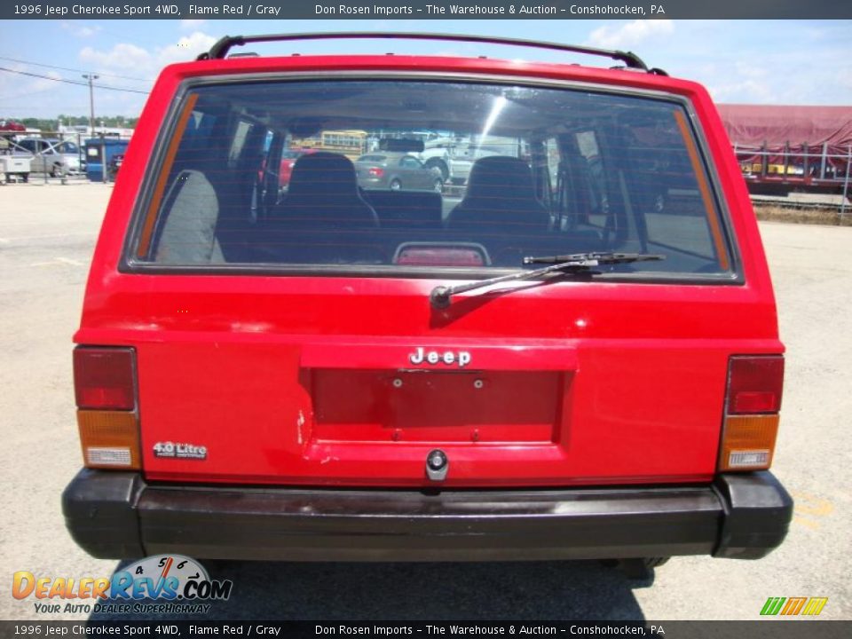 1996 Jeep Cherokee Sport 4WD Flame Red / Gray Photo #9