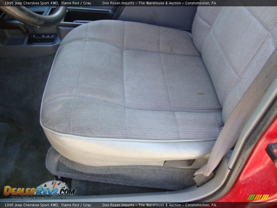 1996 Jeep Cherokee Sport 4WD Flame Red / Gray Photo #15