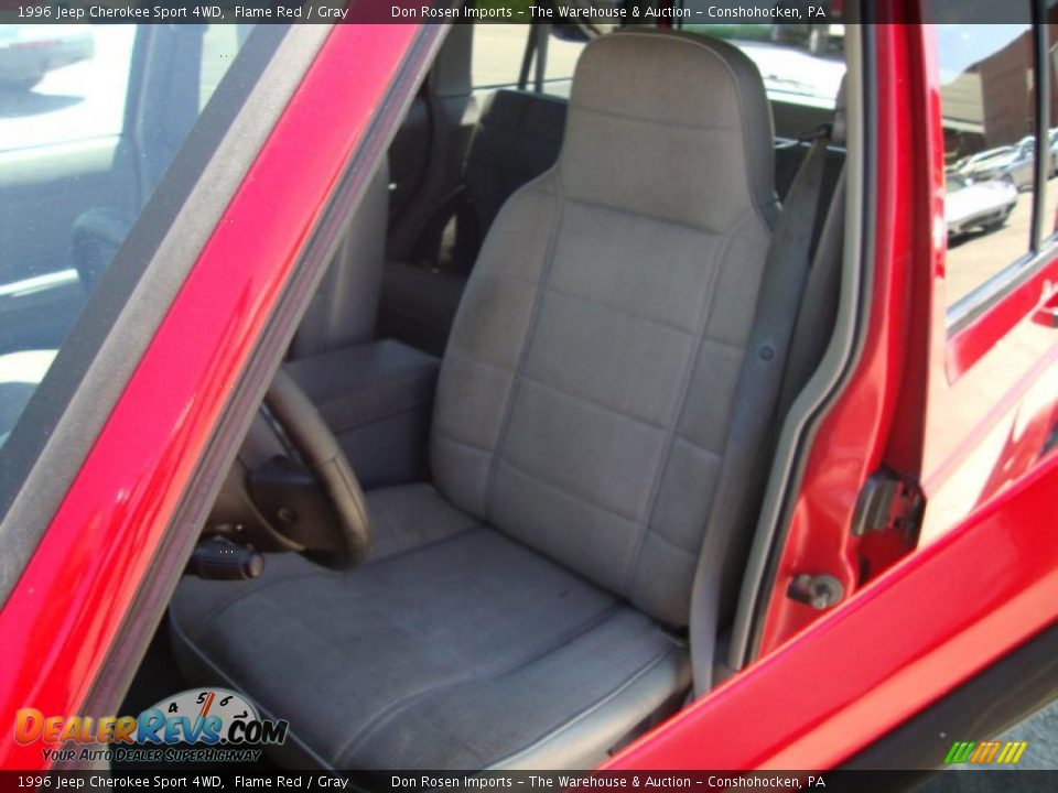 1996 Jeep Cherokee Sport 4WD Flame Red / Gray Photo #16
