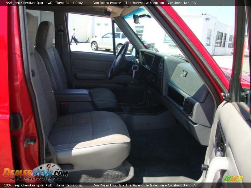 1996 Jeep Cherokee Sport 4WD Flame Red / Gray Photo #19