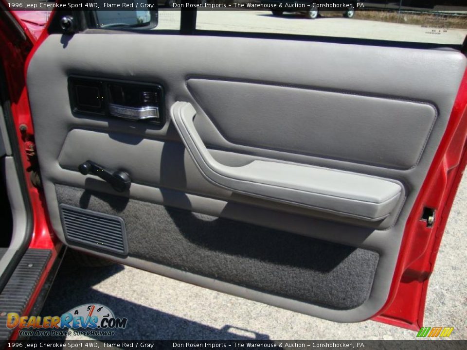 1996 Jeep Cherokee Sport 4WD Flame Red / Gray Photo #20