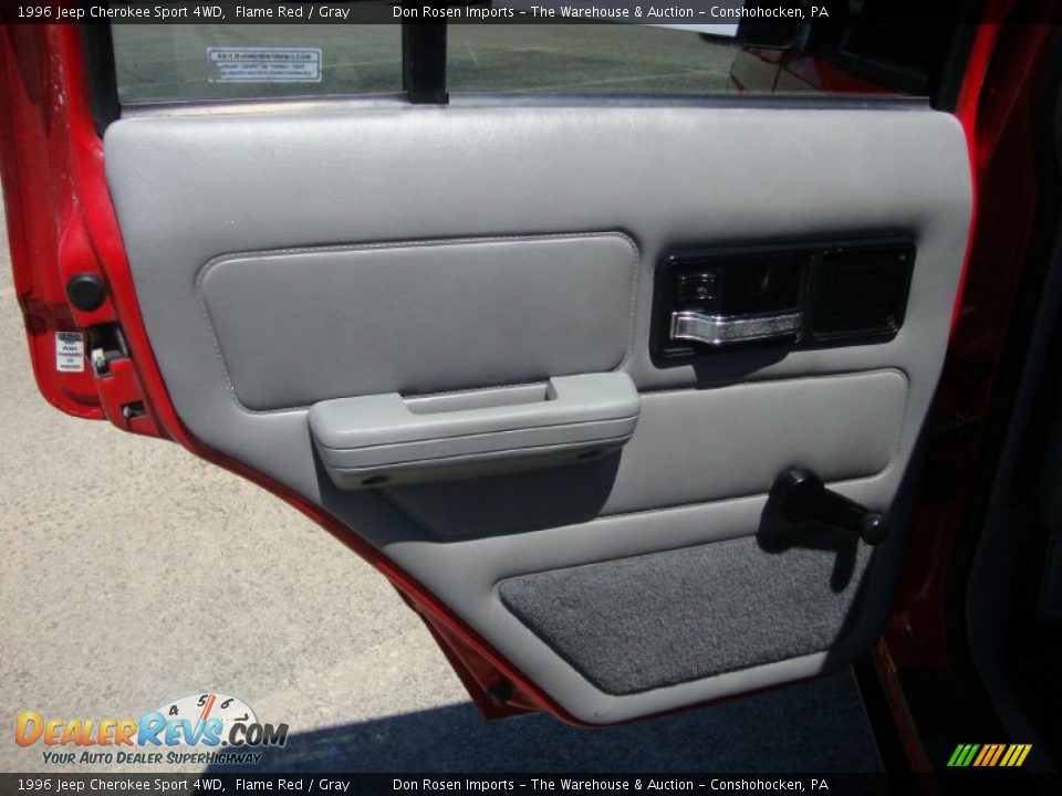 1996 Jeep Cherokee Sport 4WD Flame Red / Gray Photo #24