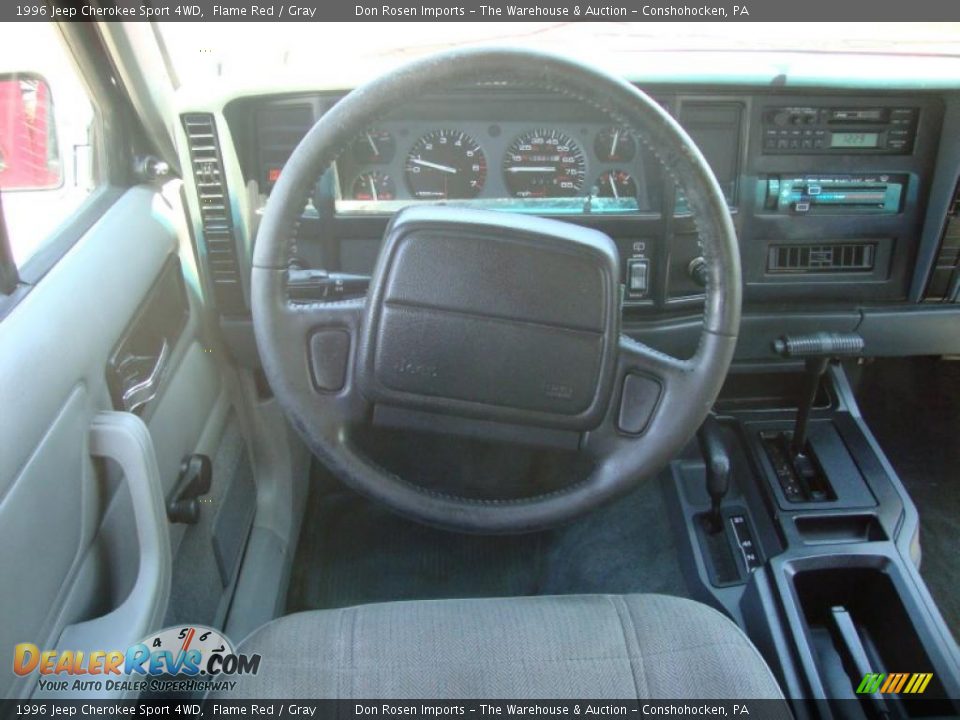 1996 Jeep Cherokee Sport 4WD Flame Red / Gray Photo #26
