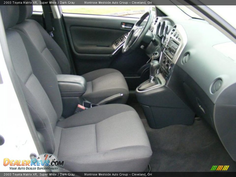 2003 Toyota Matrix XR Super White / Dark Gray Photo #13