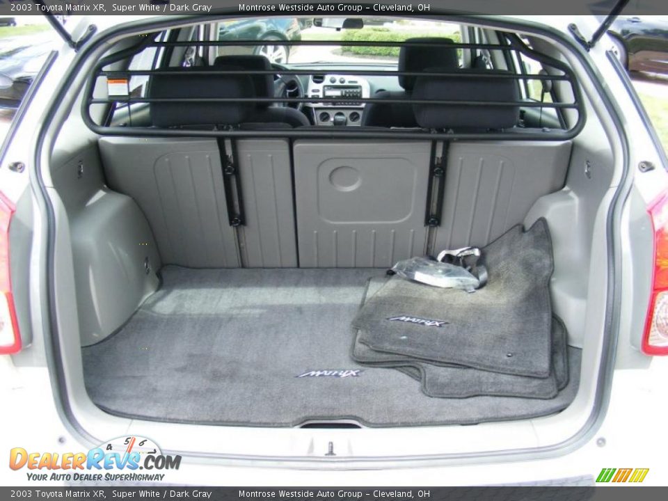 2003 Toyota Matrix XR Super White / Dark Gray Photo #26