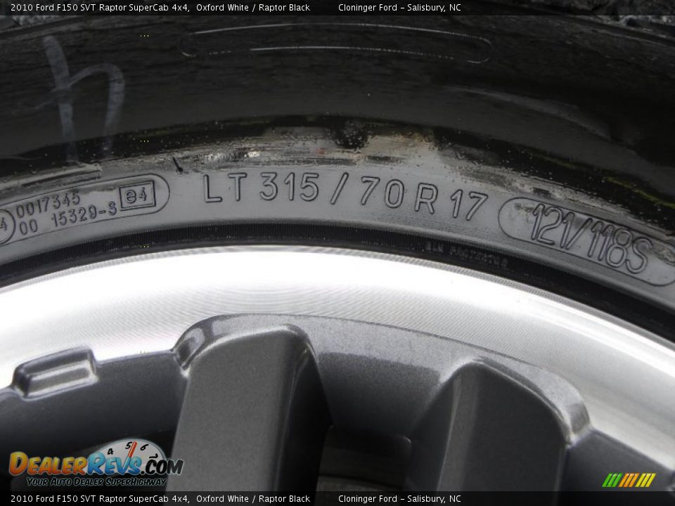 2010 Ford F150 SVT Raptor SuperCab 4x4 Oxford White / Raptor Black Photo #17