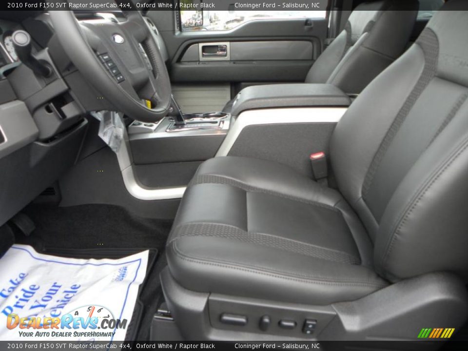 2010 Ford F150 SVT Raptor SuperCab 4x4 Oxford White / Raptor Black Photo #25