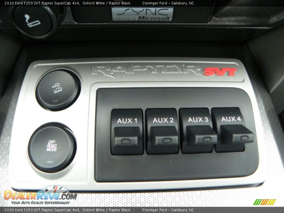 2010 Ford F150 SVT Raptor SuperCab 4x4 Oxford White / Raptor Black Photo #34