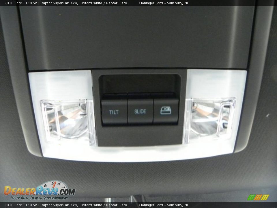 2010 Ford F150 SVT Raptor SuperCab 4x4 Oxford White / Raptor Black Photo #35