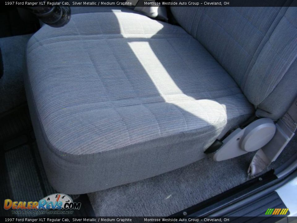 1997 Ford Ranger XLT Regular Cab Silver Metallic / Medium Graphite Photo #12