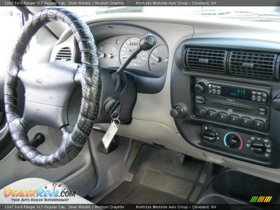 1997 Ford Ranger XLT Regular Cab Silver Metallic / Medium Graphite Photo #13