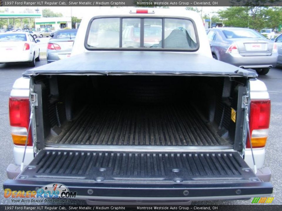 1997 Ford Ranger XLT Regular Cab Silver Metallic / Medium Graphite Photo #22