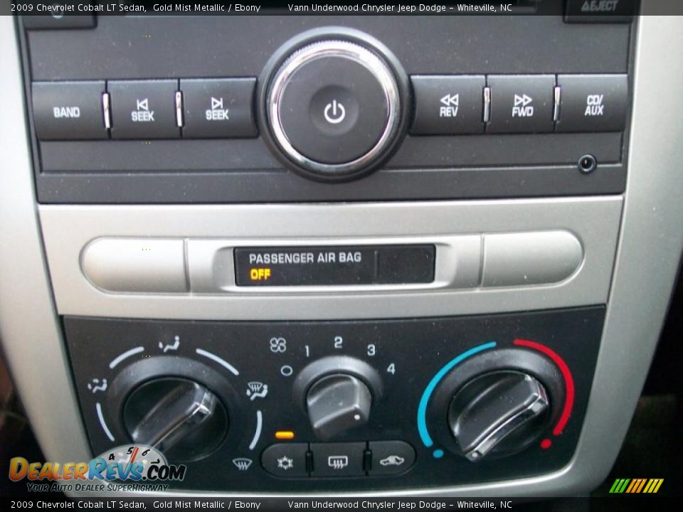 2009 Chevrolet Cobalt LT Sedan Gold Mist Metallic / Ebony Photo #31