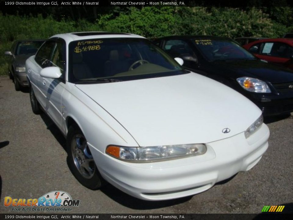 1999 Oldsmobile Intrigue GLS Arctic White / Neutral Photo #1