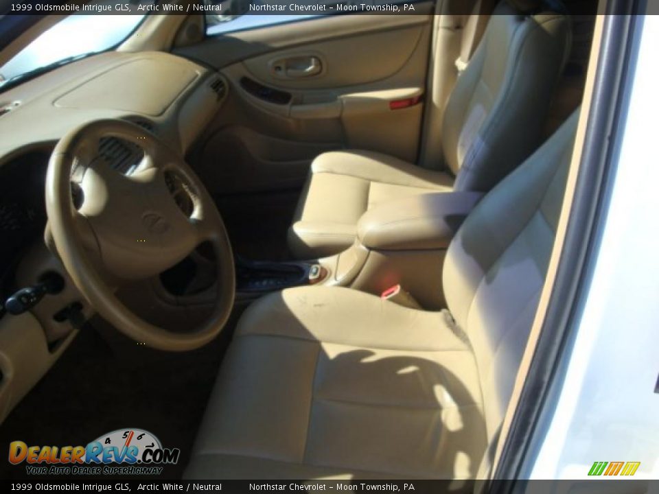 1999 Oldsmobile Intrigue GLS Arctic White / Neutral Photo #8