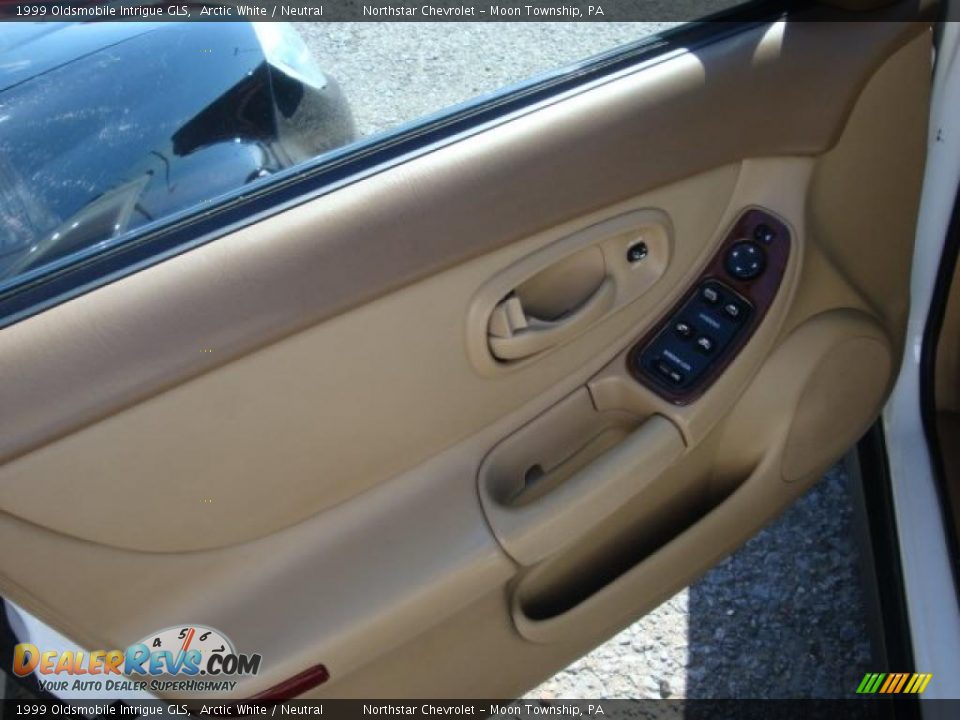1999 Oldsmobile Intrigue GLS Arctic White / Neutral Photo #11