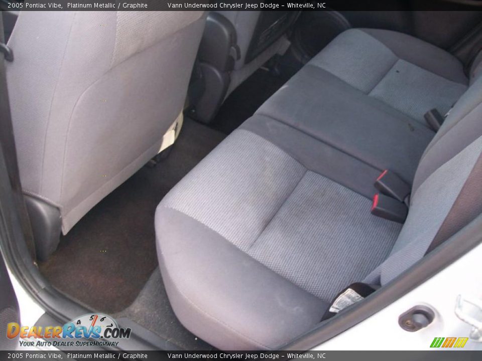2005 Pontiac Vibe Platinum Metallic / Graphite Photo #8