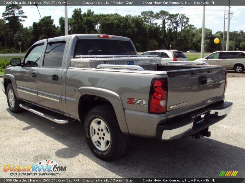 2006 Chevrolet Silverado 1500 Z71 Crew Cab 4x4 Graystone Metallic / Medium Gray Photo #3