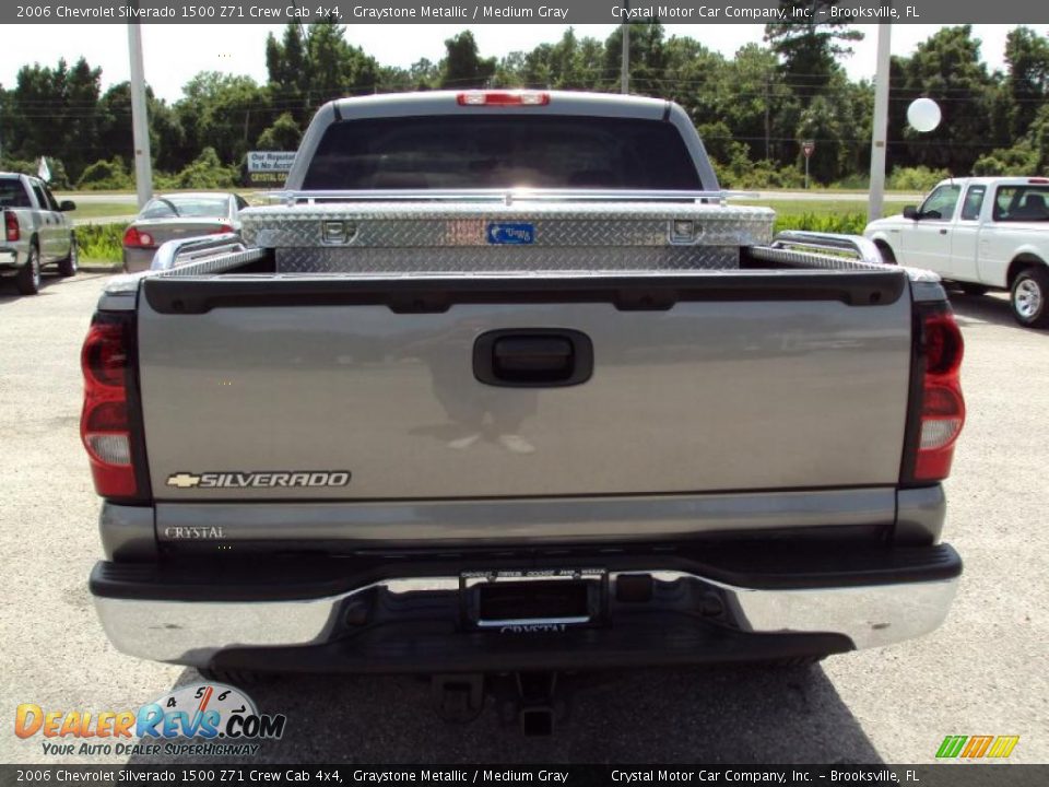 2006 Chevrolet Silverado 1500 Z71 Crew Cab 4x4 Graystone Metallic / Medium Gray Photo #7