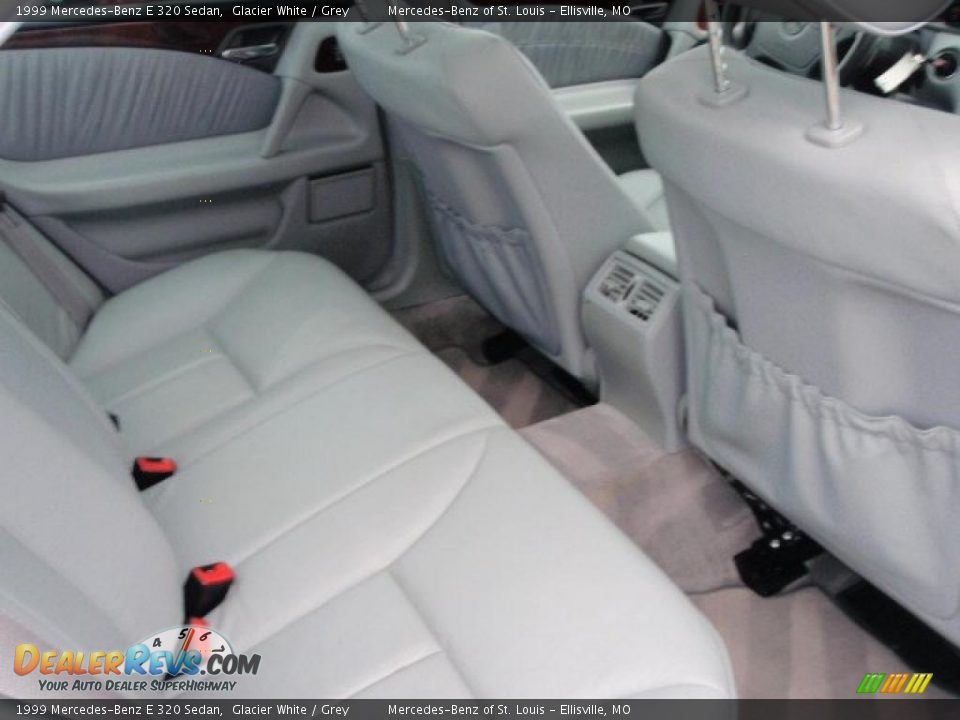 1999 Mercedes-Benz E 320 Sedan Glacier White / Grey Photo #18