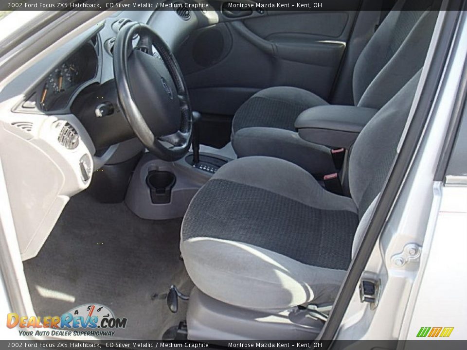 2002 Ford Focus ZX5 Hatchback CD Silver Metallic / Medium Graphite Photo #9