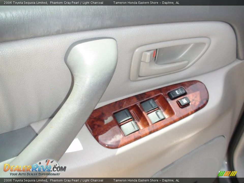 2006 Toyota Sequoia Limited Phantom Gray Pearl / Light Charcoal Photo #20