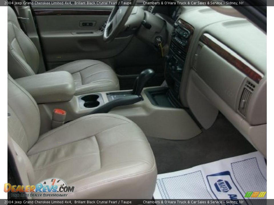 2004 Jeep Grand Cherokee Limited 4x4 Brillant Black Crystal Pearl / Taupe Photo #20