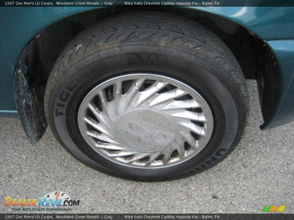 1997 Geo Metro LSi Coupe Wheel Photo #6
