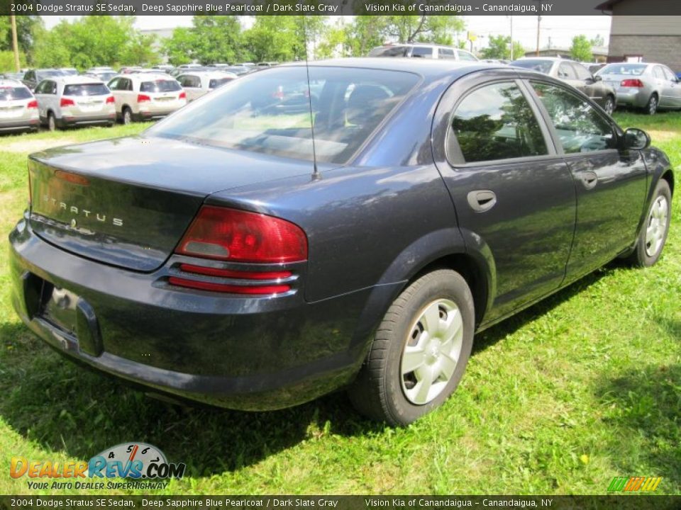2004 Dodge Stratus SE Sedan Deep Sapphire Blue Pearlcoat / Dark Slate Gray Photo #2