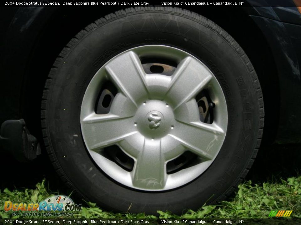 2004 Dodge Stratus SE Sedan Deep Sapphire Blue Pearlcoat / Dark Slate Gray Photo #10