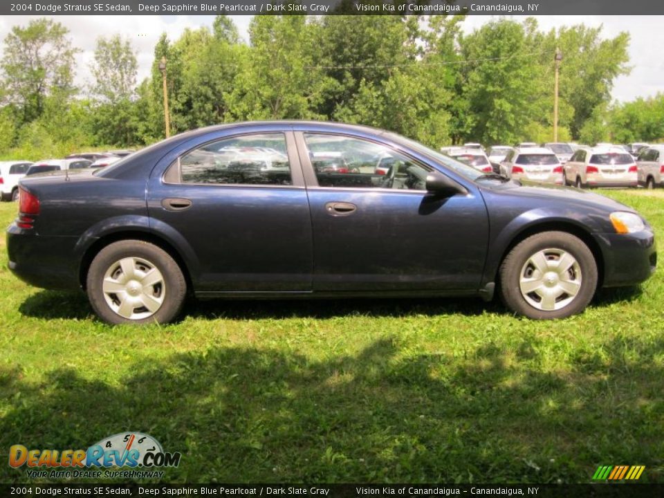 2004 Dodge Stratus SE Sedan Deep Sapphire Blue Pearlcoat / Dark Slate Gray Photo #18
