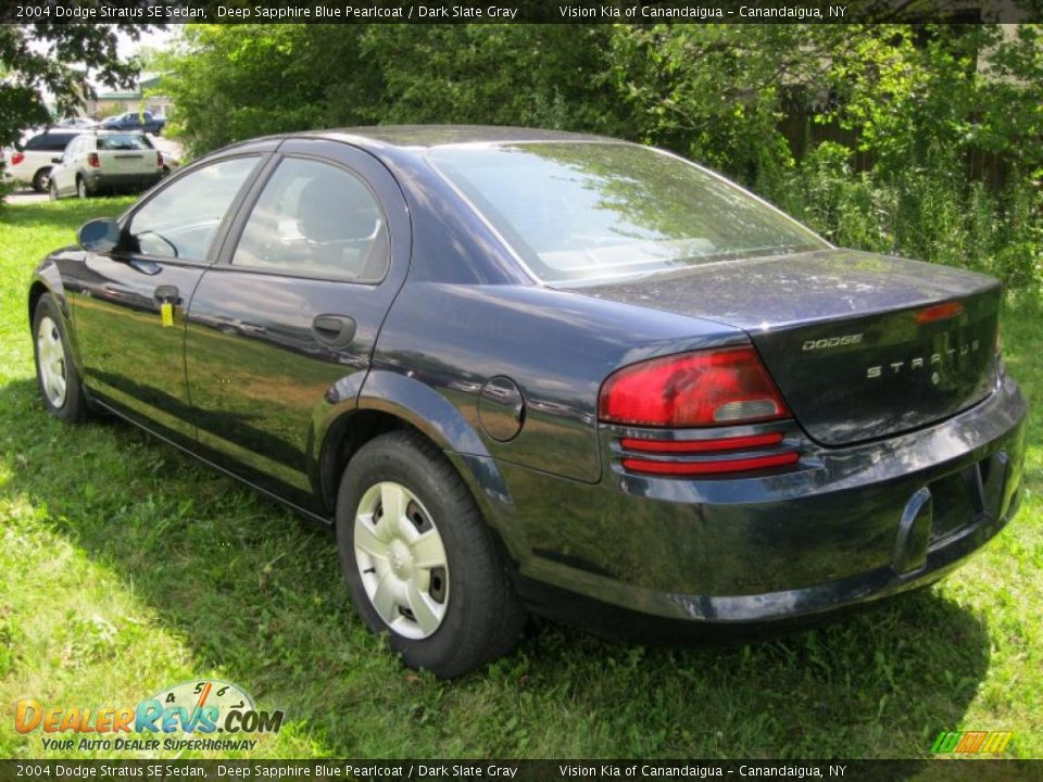 2004 Dodge Stratus SE Sedan Deep Sapphire Blue Pearlcoat / Dark Slate Gray Photo #19
