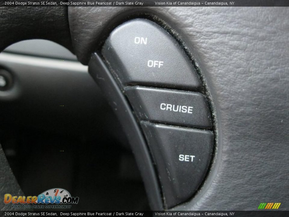 2004 Dodge Stratus SE Sedan Deep Sapphire Blue Pearlcoat / Dark Slate Gray Photo #31