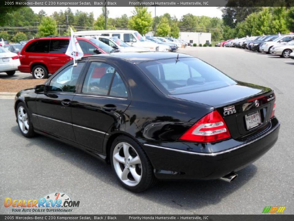 2005 Mercedes-Benz C 230 Kompressor Sedan Black / Black Photo #2
