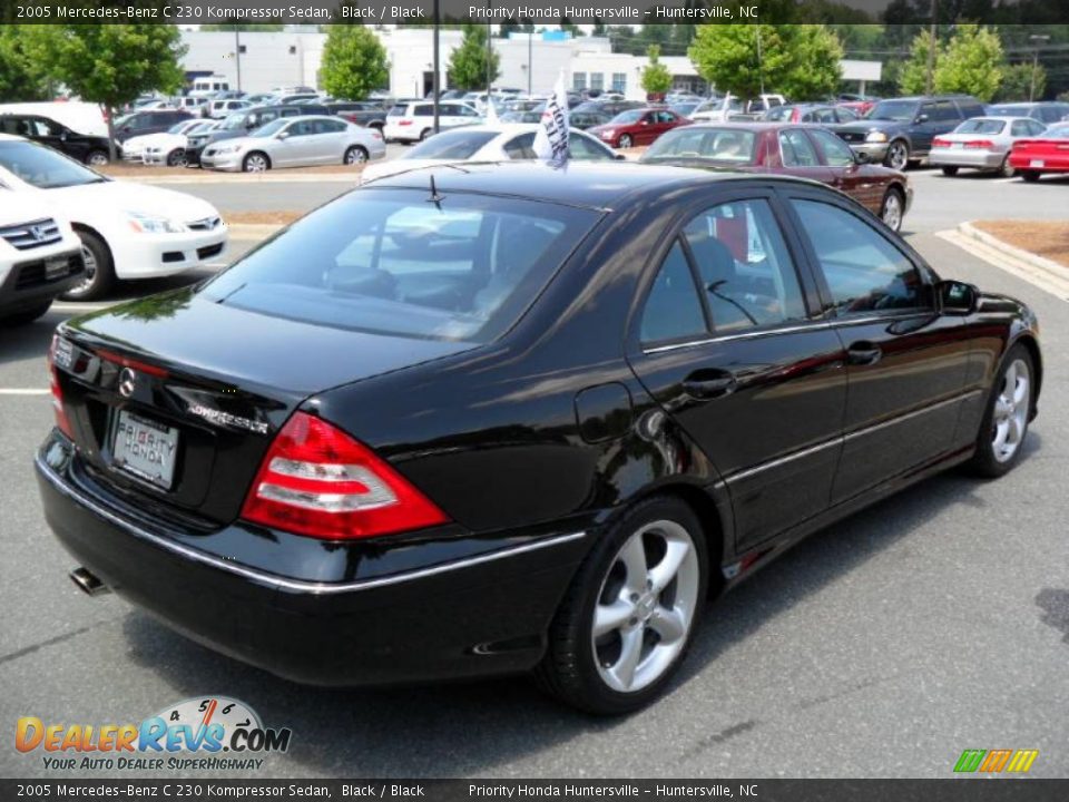 2005 Mercedes-Benz C 230 Kompressor Sedan Black / Black Photo #4