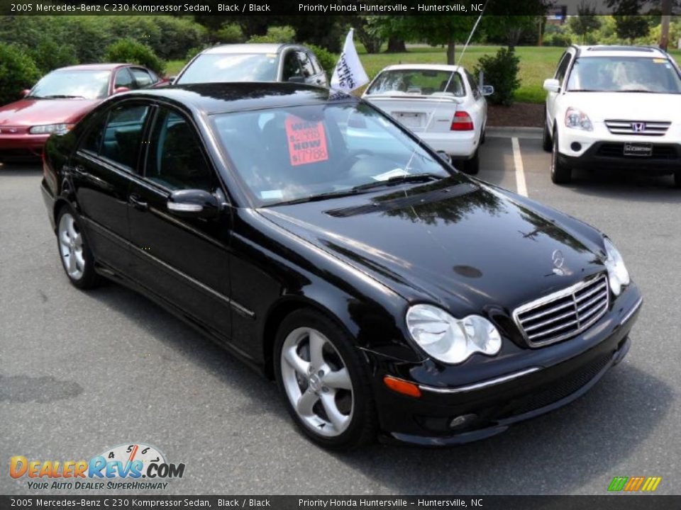2005 Mercedes-Benz C 230 Kompressor Sedan Black / Black Photo #5
