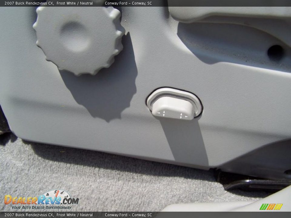 2007 Buick Rendezvous CX Frost White / Neutral Photo #21