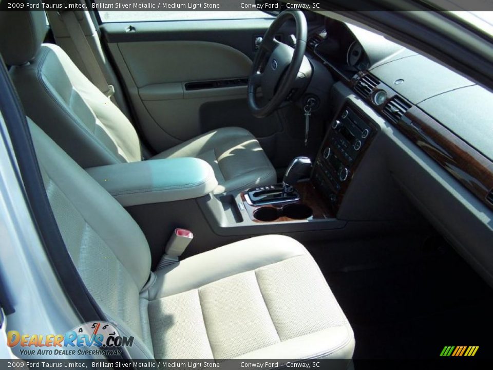 2009 Ford Taurus Limited Brilliant Silver Metallic / Medium Light Stone Photo #18