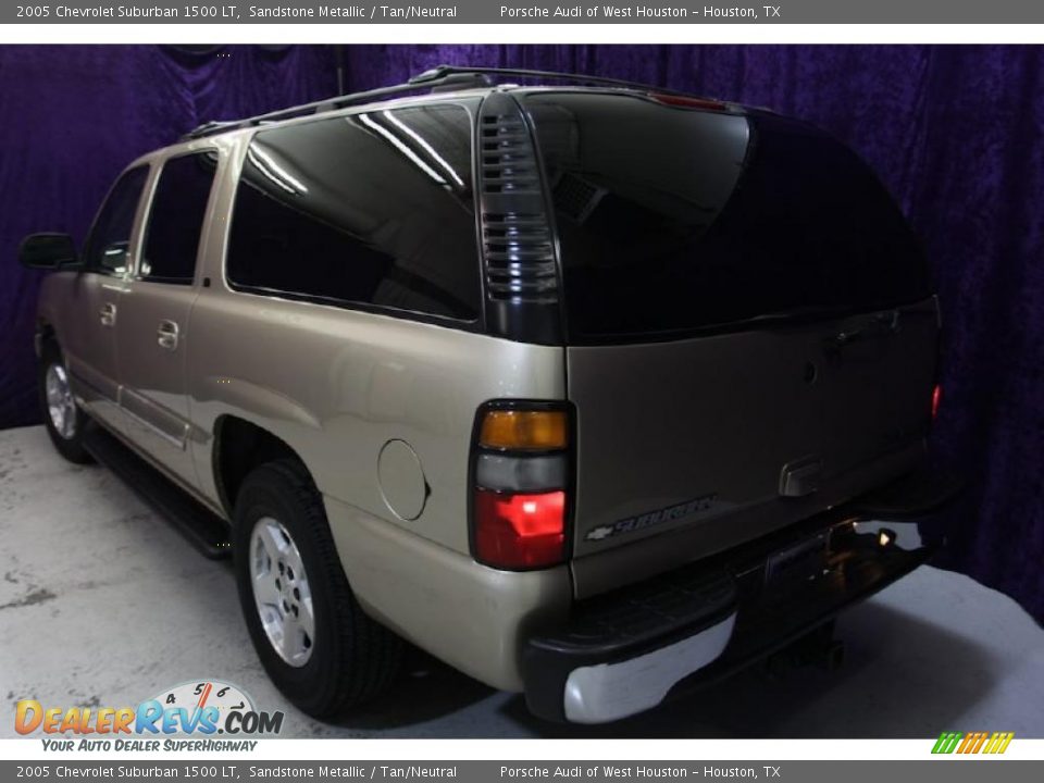 2005 Chevrolet Suburban 1500 LT Sandstone Metallic / Tan/Neutral Photo #4