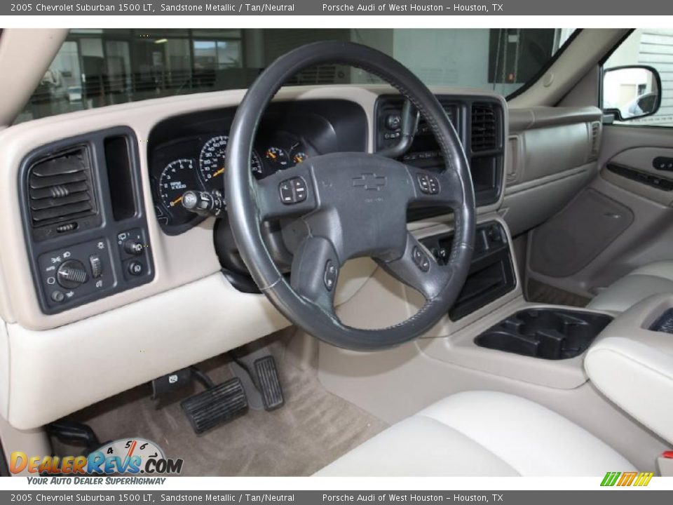 2005 Chevrolet Suburban 1500 LT Sandstone Metallic / Tan/Neutral Photo #5