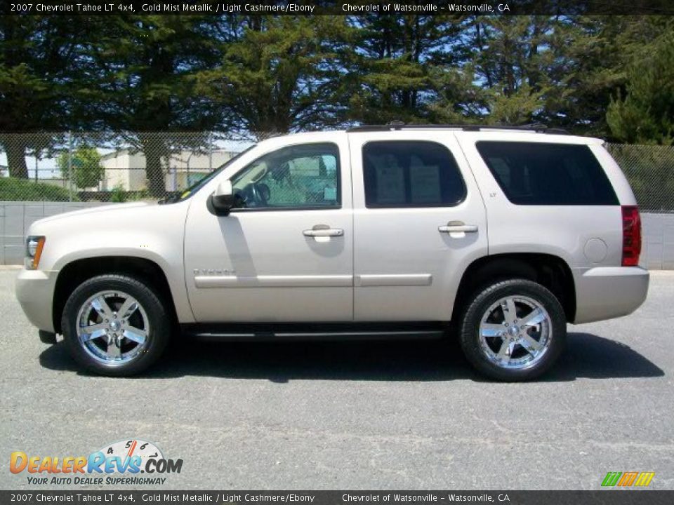 2007 Chevrolet Tahoe LT 4x4 Gold Mist Metallic / Light Cashmere/Ebony Photo #4